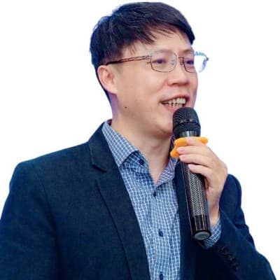 Giảng viên Phạm Quang Quý